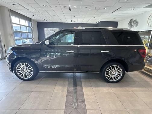 2023 Ford Expedition Platinum