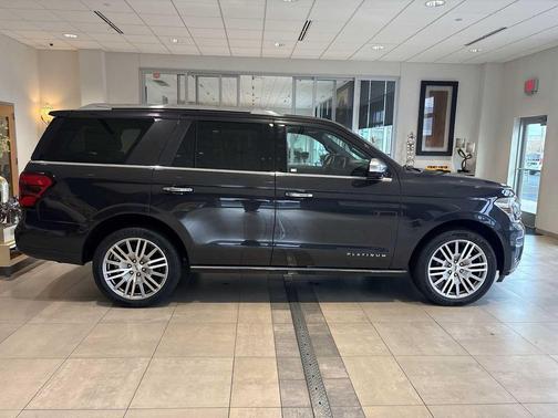 2023 Ford Expedition Platinum