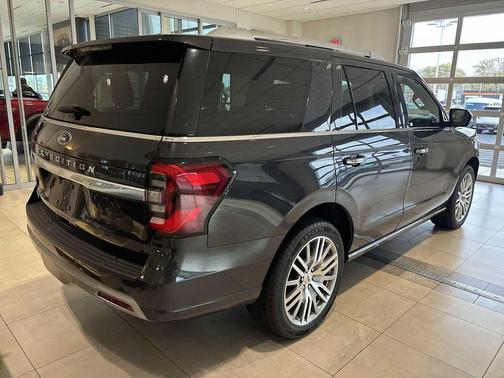 2023 Ford Expedition Platinum