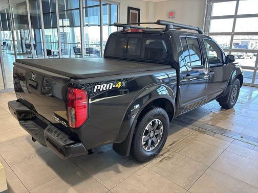 Magnetic Black Pearl 2021 Nissan Frontier PRO-4X