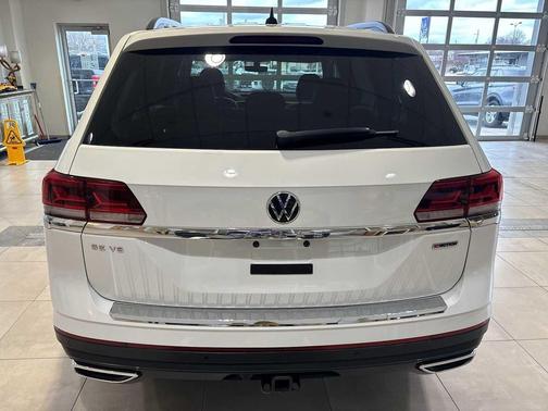 2022 Volkswagen Atlas 3.6L SE w/Technology