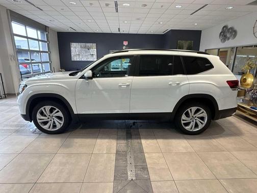 2022 Volkswagen Atlas 3.6L SE w/Technology