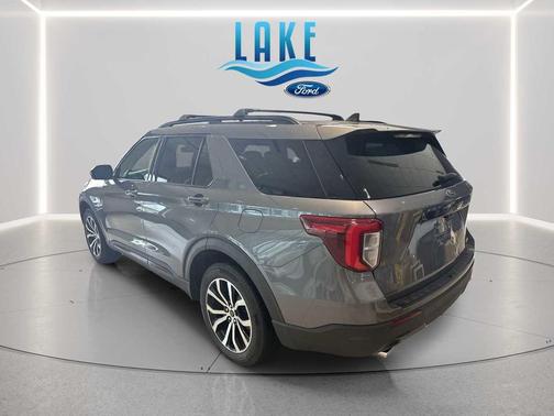CARBONIZED GRAY METALLIC 2022 Ford Explorer ST-Line