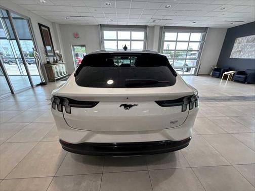 2023 Ford Mustang Mach-E California Route 1