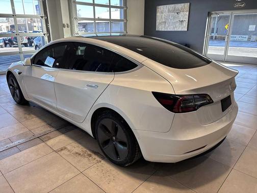 2020 Tesla Model 3 Standard Range Plus