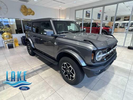2022 Ford Bronco Outer Banks