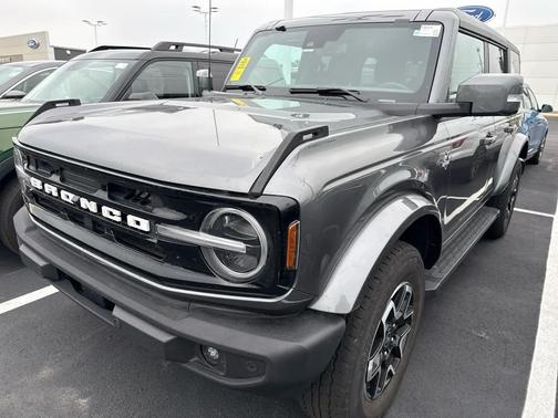 2022 Ford Bronco Outer Banks