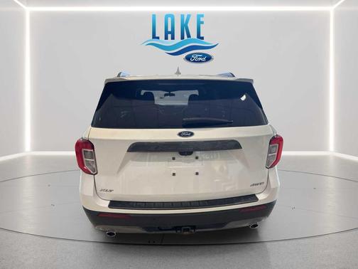 STAR WHITE MET TRI-COAT 2022 Ford Explorer XLT