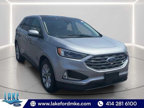 Iconic Silver Metallic 2022 Ford Edge Titanium