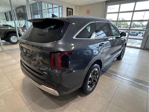 Gravity Grey 2024 Kia Sorento S