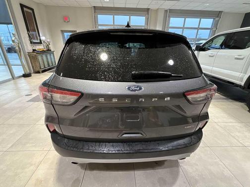 2021 Ford Escape Titanium