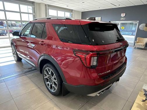 RAPID RED MET TINTED CC 2025 Ford Explorer Platinum