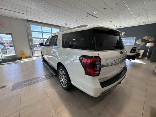 2022 Ford Expedition Max Platinum