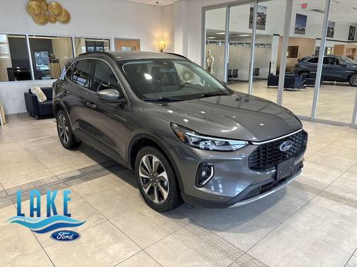 2023 Ford Escape Platinum