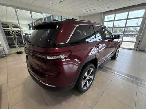 2022 Jeep Grand Cherokee 4xe Base