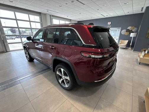 2022 Jeep Grand Cherokee 4xe Base