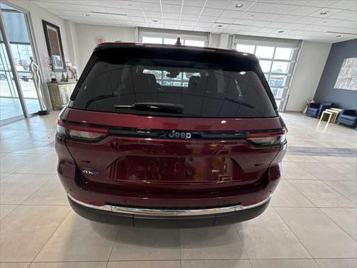2022 Jeep Grand Cherokee 4xe Base