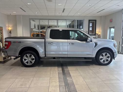 ICONIC SILVER METALLIC 2023 Ford F-150 Platinum