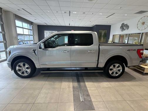 ICONIC SILVER METALLIC 2023 Ford F-150 Platinum