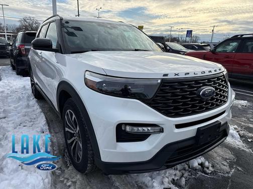 2022 Ford Explorer ST-Line