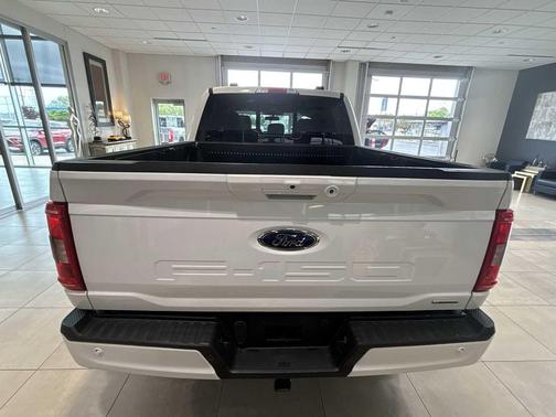 OXFORD WHITE 2022 Ford F-150 XLT