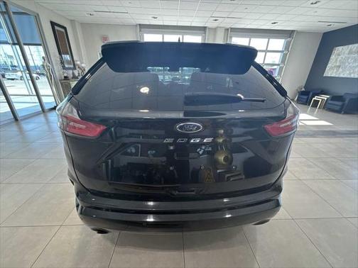 2021 Ford Edge ST Line