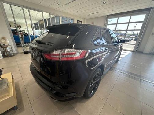 2021 Ford Edge ST Line