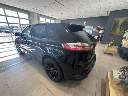 2021 Ford Edge ST Line