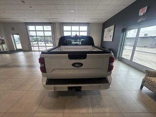 2025 Ford Maverick Lobo Standard