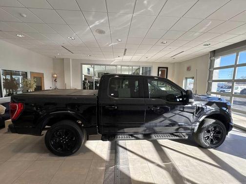 AGATE BLACK METALLIC 2023 Ford F-150 XLT