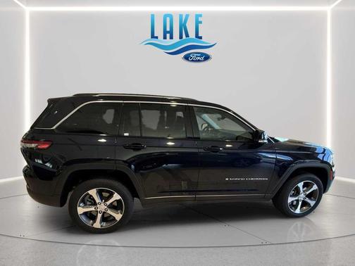 Midnight Sky 2023 Jeep Grand Cherokee 4xe Base