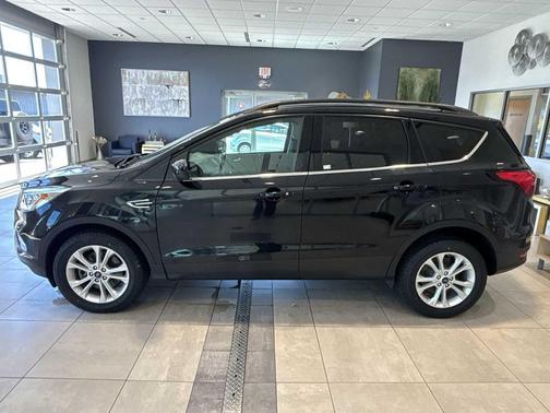 AGATE BLACK 2019 Ford Escape SEL