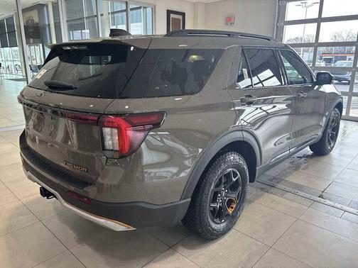 Marsh Gray 2026 Ford Explorer Tremor