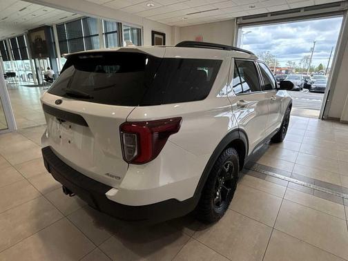 STAR WHITE MET TRI-COAT 2022 Ford Explorer Timberline