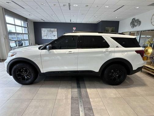 STAR WHITE MET TRI-COAT 2022 Ford Explorer Timberline