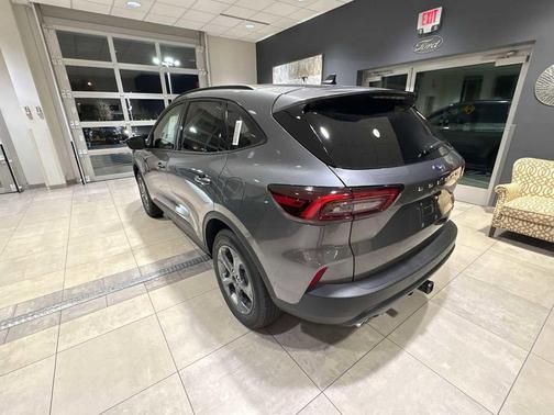 2026 Ford Escape ST-Line Select