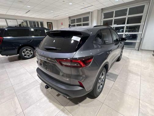 2026 Ford Escape ST-Line Select