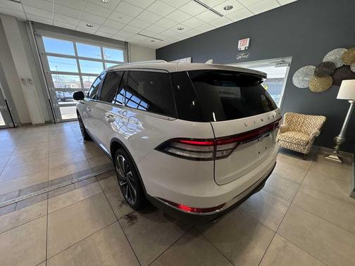 2021 Lincoln Aviator Reserve AWD