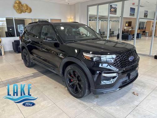 2022 Ford Explorer ST