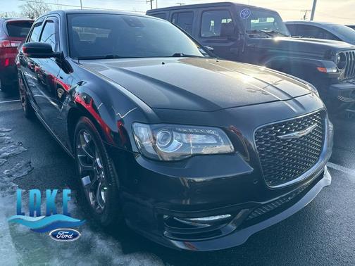 2018 Chrysler 300 S