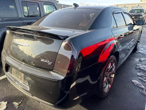 2018 Chrysler 300 S
