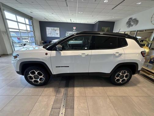 2022 Jeep Compass Trailhawk