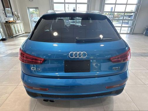 2017 Audi Q3 2.0T Prestige