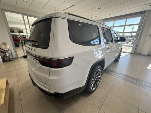 2023 Jeep Wagoneer Series III