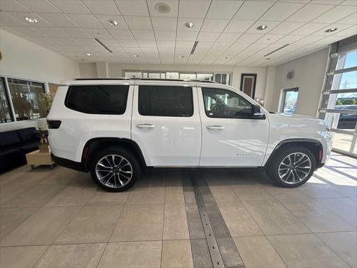 2023 Jeep Wagoneer Series III
