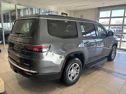 2022 Jeep Wagoneer Series I 4x4