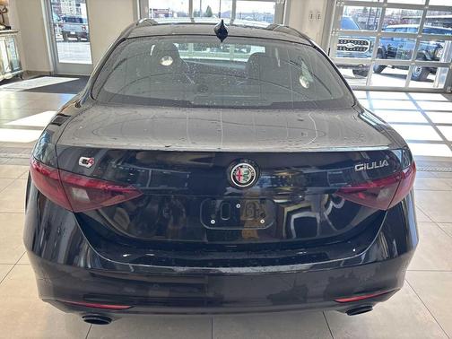 2022 Alfa Romeo Giulia Ti