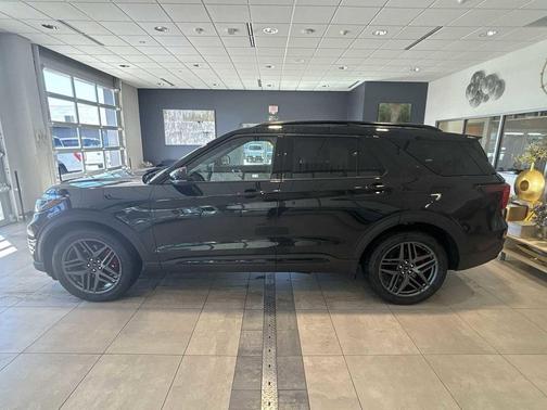 AGATE BLACK METALLIC 2026 Ford Explorer ST