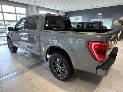 CARBONIZED GREY METALLIC 2022 Ford F-150 XLT