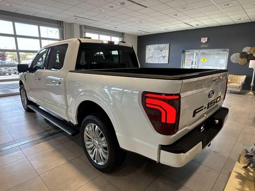 STAR WHITE MET TRI-COAT 2024 Ford F-150 Platinum